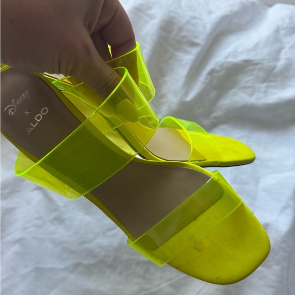 Disney x Aldo Yellow Cinderella Stepsister Jelly Open Toe Heels Size 7 - Picture 14 of 14